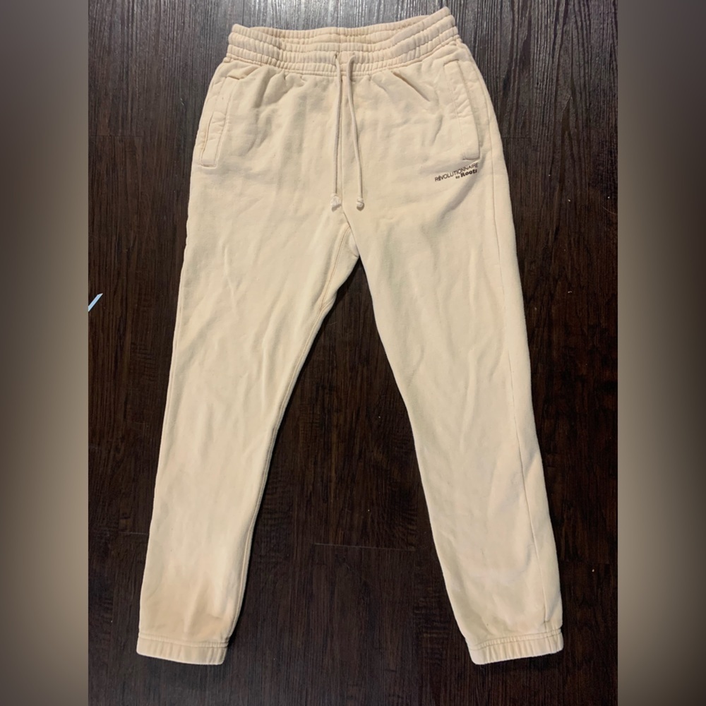 Roots cream coloured sweat pants. Woman’s size 2